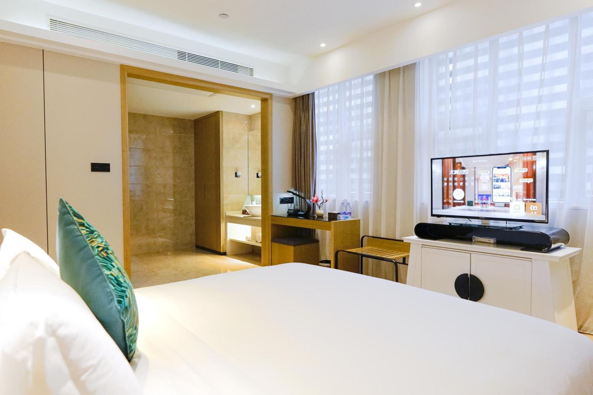 Paco Hotel Tiyuxilu Metro Guangzhou-Free Shuttle Bus During Canton Fair Exterior photo