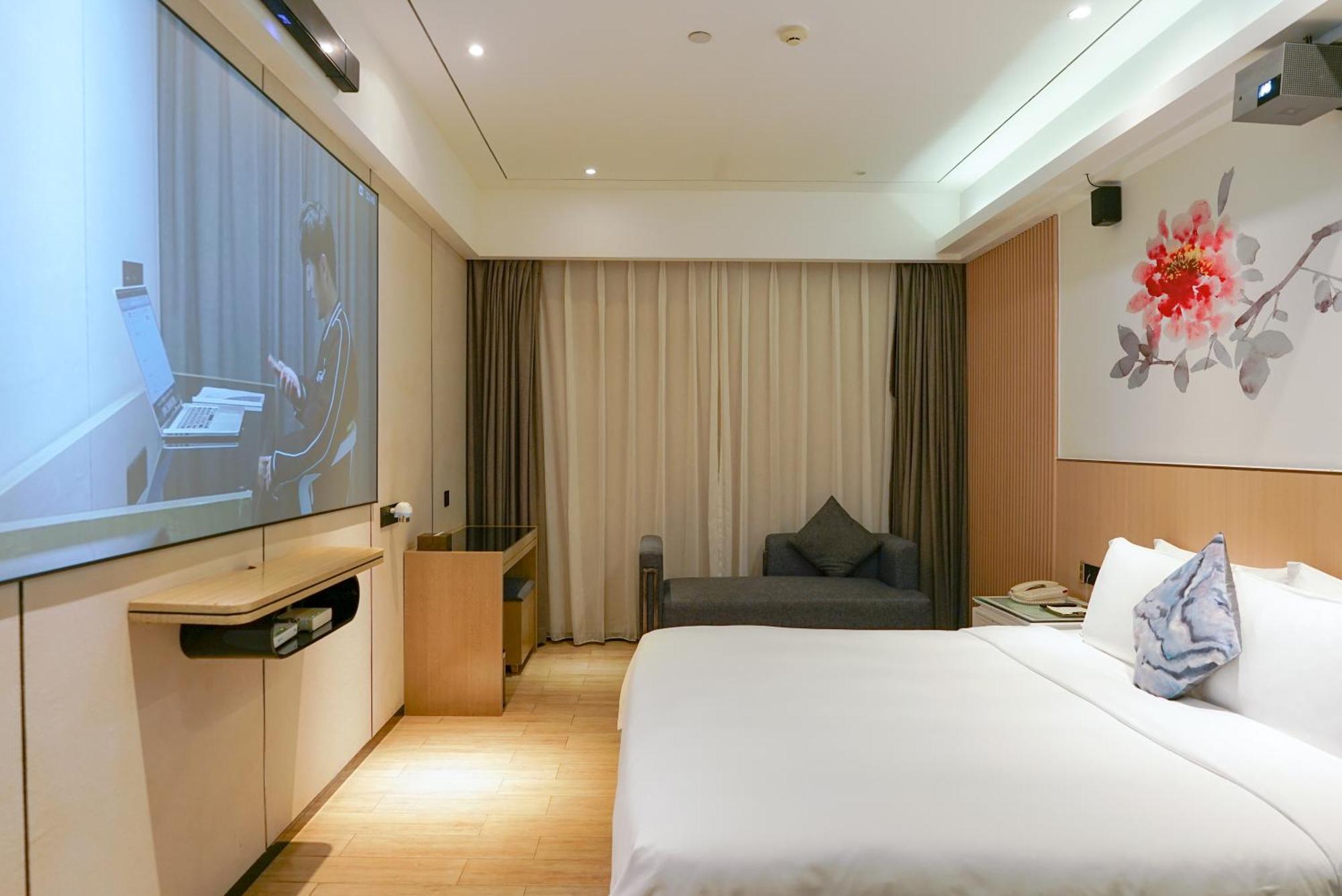 Paco Hotel Tiyuxilu Metro Guangzhou-Free Shuttle Bus During Canton Fair Exterior photo